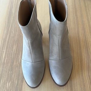 Fortress of Inca light gray/beige booties